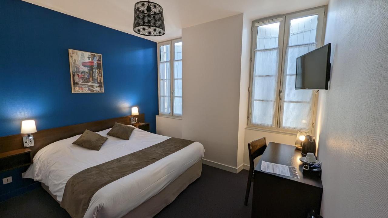 Hotel Restaurant Le Lion D'Or Gémozac Eksteriør billede